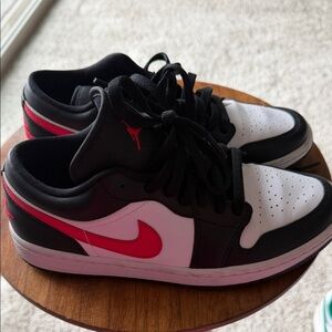 Womens Air Jordan 1 Low 'Siren Red'